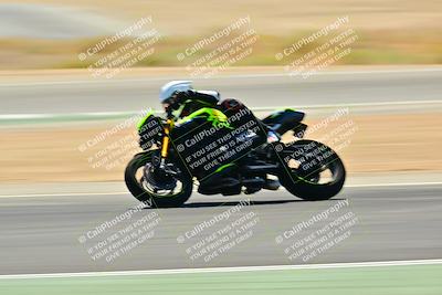 media/Sep-07-2025-TrackXperience (Sun) [[ee17e62fad]]/Level 2/Session 4 (Lower Chicane)/